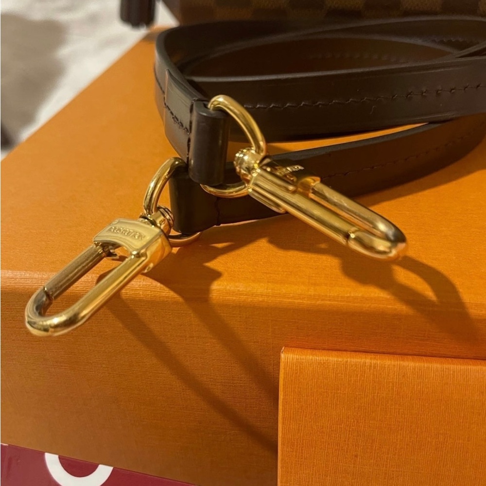 Louis Vuitton Brown Checkered Crossbody Bag - Picture 13 of 13